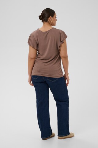 KAFFE CURVE - Camiseta 'KCSilje' en marrón