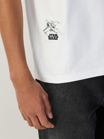 T-Shirt Next en blanc