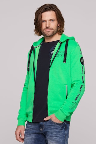 CAMP DAVID Zip-Up Hoodie in Green: front