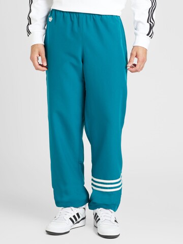 Loosefit Pantaloni 'Neuclassics' di ADIDAS ORIGINALS in verde: frontale