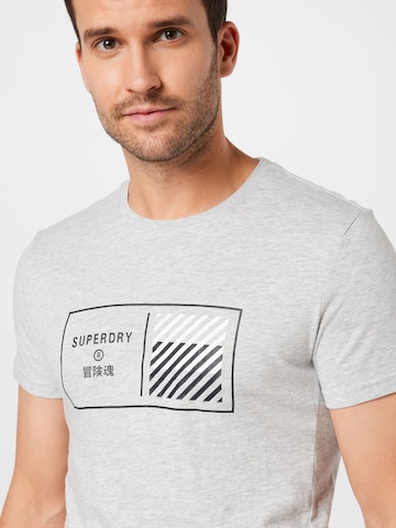 Superdry Sportshirt in Grau