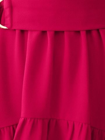 Rochie de vară de la Tussah pe roșu
