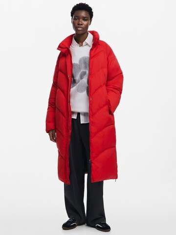 Manteau d’hiver Desigual en rouge