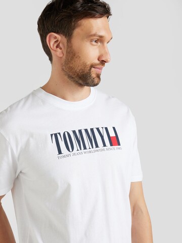 T-Shirt Tommy Jeans en blanc