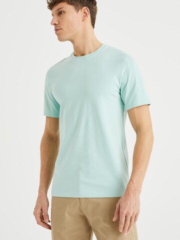 Tricou de la WE Fashion pe verde