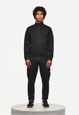 Weekend Offender Sweatshirt 'Kraviz' in Black