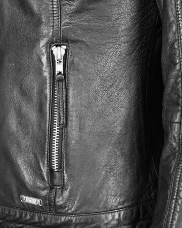 MUSTANG Lederjacke mit zwei Brusttaschen ' Amilia ' in Schwarz