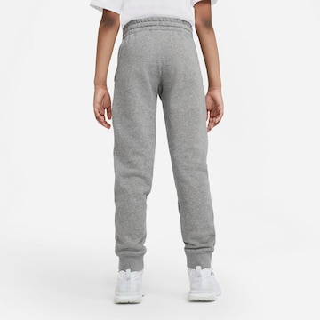 Nike Sportswear Tapered Trousers in Grey