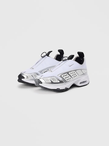 balts Nike Sportswear Sporta apavi 'Air Max': no priekšpuses