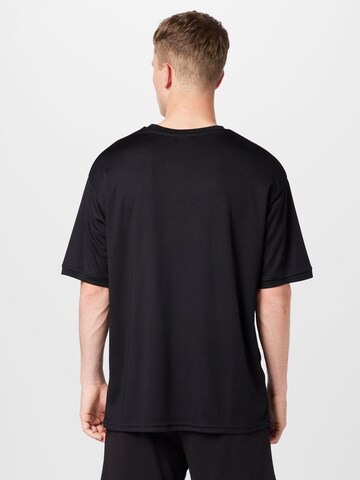 NEW ERA T-Shirt in Schwarz