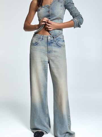 Pull&Bear Wide leg Jeans in Blauw: voorkant