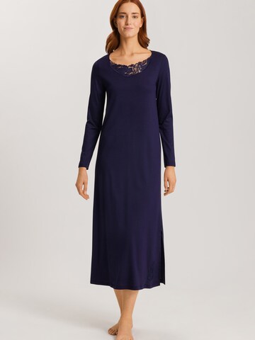 Hanro Nachthemd ' Anne ' in Blauw: voorkant