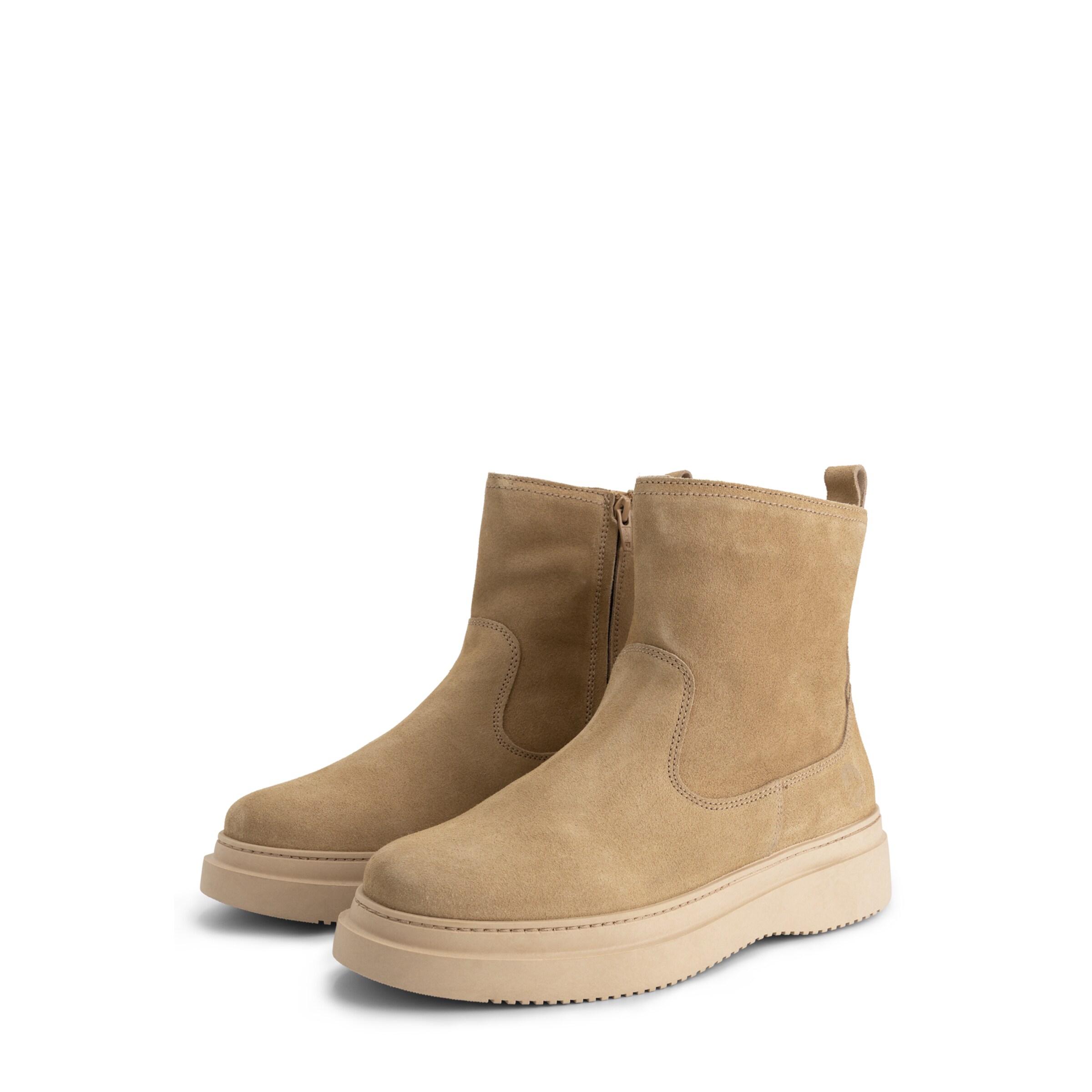 Travelin Boots in Beige