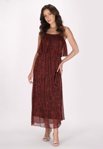 faina Evening Dress in Red