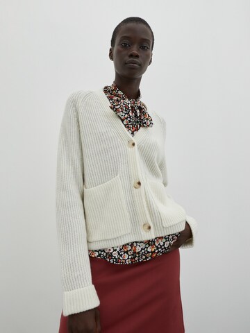 EDITED Knit Cardigan 'Lamis' in White