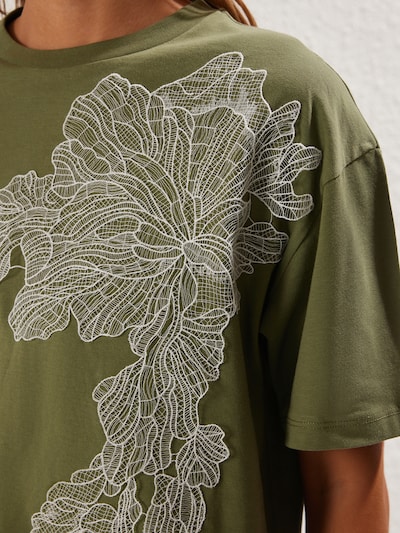 Trendyol T-Shirt in oliv / weiß, Produktansicht