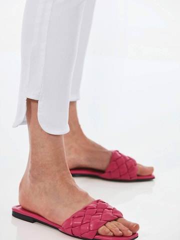 Coupe slim Pantalon Goldner en blanc