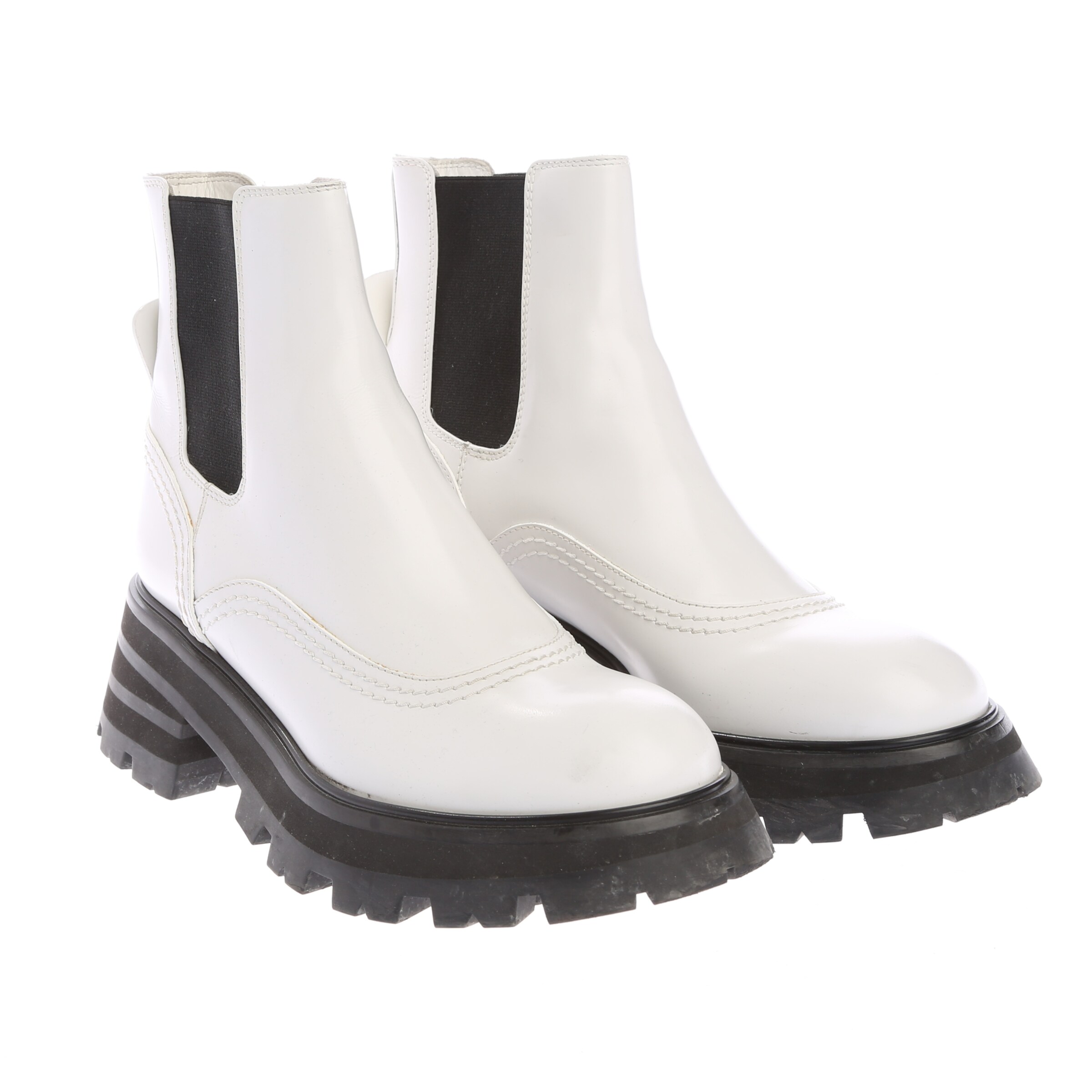 Alexander McQueen Dress Boots in 37 in White: front