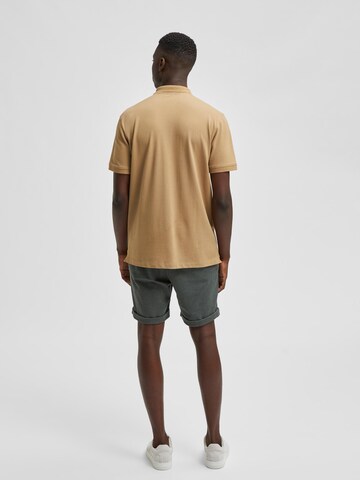 SELECTED HOMME T-Shirt 'Aze' in Braun