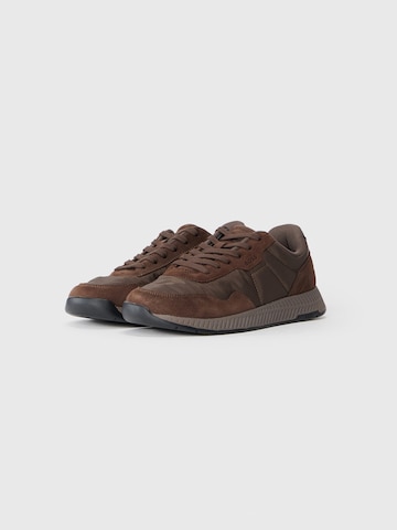 BOSS Sneakers laag 'Titanium' in Bruin