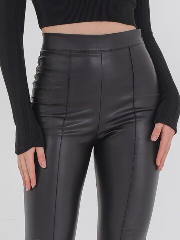 Skinny Leggings 'Fabia' FRESHLIONS en noir