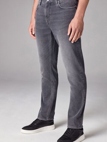 Slimfit Jeans di Next in grigio