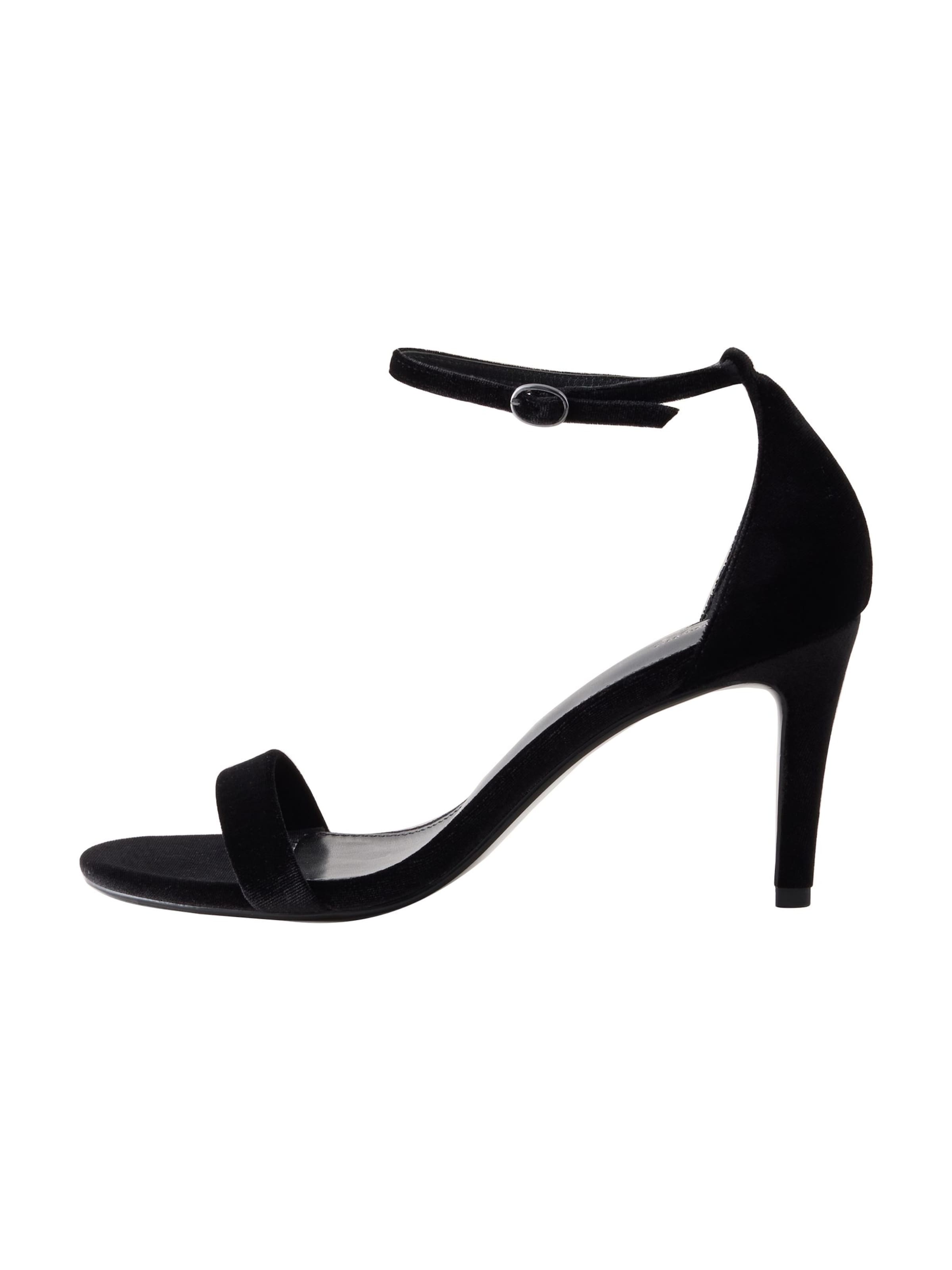 Next Σανδάλι με λουράκια 'Forever Comfort' σε μαύρο: μπροστά