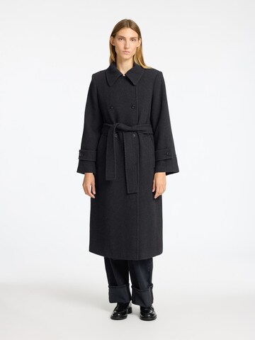 SELECTED FEMME Tussenmantel in Grijs