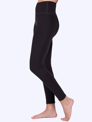 Magadi Skinny Workout Pants 'Lina' in Black
