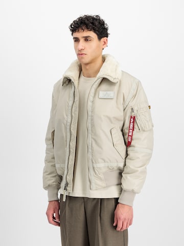 Veste mi-saison ALPHA INDUSTRIES en beige : devant