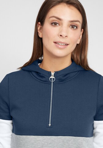 Oxmo Sweatshirt 'Omara' in Blauw