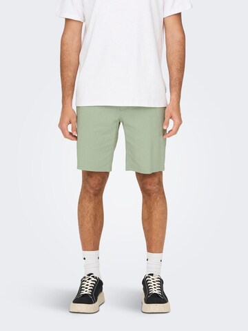 Regular Pantalon chino 'Mark' Only & Sons en vert : devant