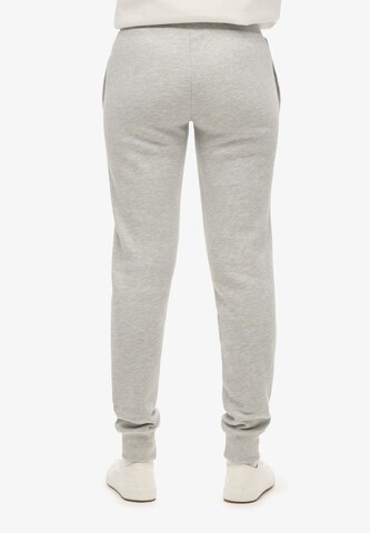 Superdry Tapered Broek in Beige: voorkant