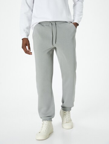 Koton Tapered Broek in Grijs: voorkant