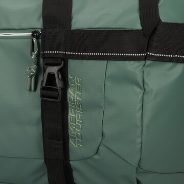 Borsa weekend di American Tourister in verde