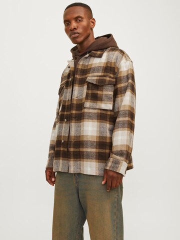 Comfort fit Giacca di mezza stagione 'JORVESTERBRO' di JACK & JONES in marrone: frontale