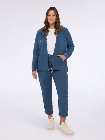 Fiorella Rubino Regular Trousers in Blue