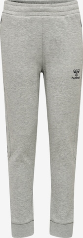 Hummel Tapered Broek in Grijs: voorkant