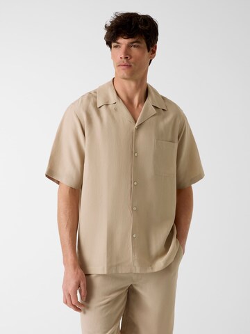 GUESS Regular Fit Hemd in Beige: Vorderseite