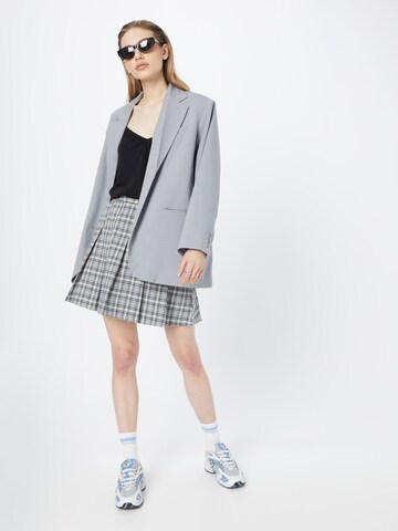 Top 'Lotti' di ABOUT YOU in nero