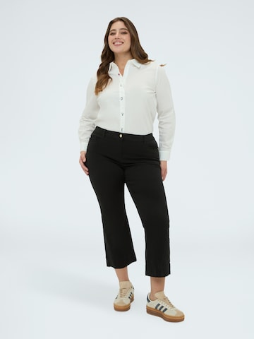 Flared Pantaloni di Fiorella Rubino in nero