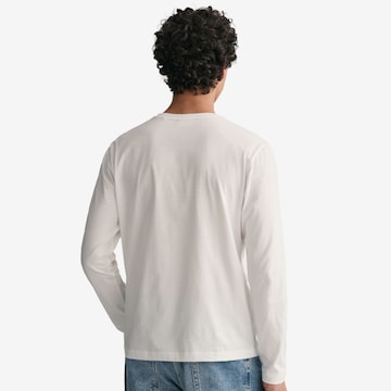 T-Shirt GANT en blanc