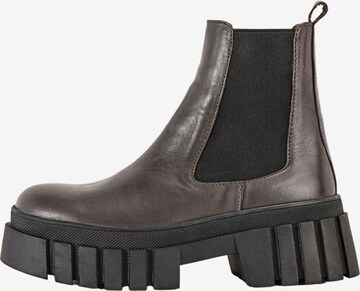 INUOVO Chelsea Boots in Grey