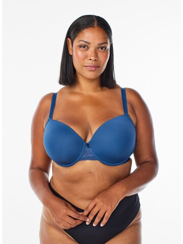 T-shirt Reggiseno 'Lfie' di Devoted by Zizzi in blu: frontale