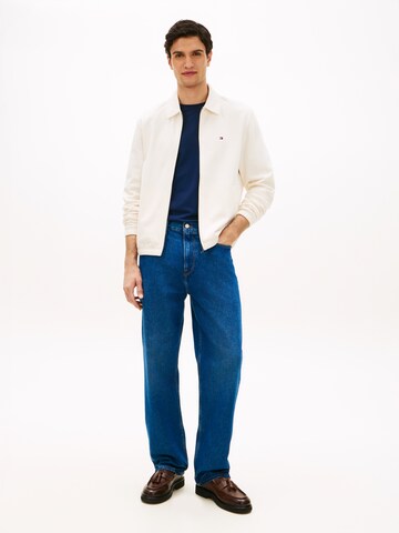 TOMMY HILFIGER Přechodná bunda 'ESSENTIAL' – bílá