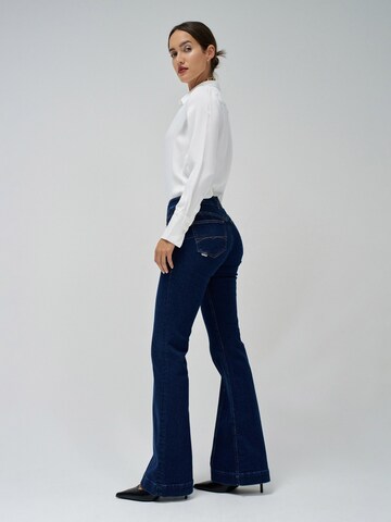évasé Jean 'Destiny' Salsa Jeans en bleu