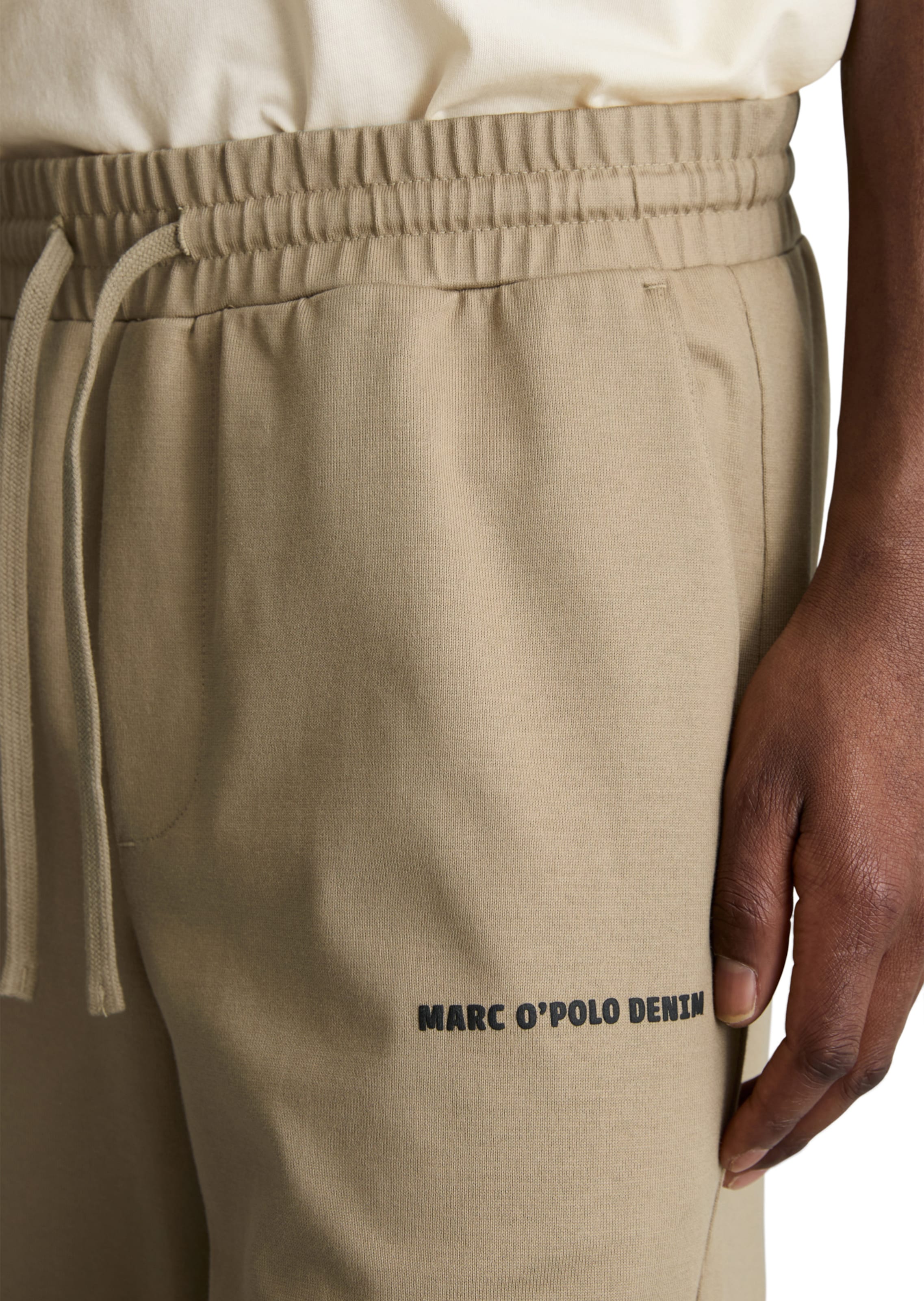 Marc O'Polo DENIM Loose fit Trousers in Brown