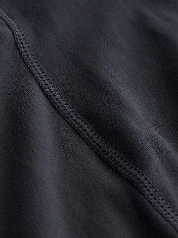 Next - Pierna ancha Pantalón deportivo en negro