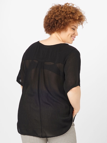 KAFFE CURVE Shirt 'Ami' in Zwart