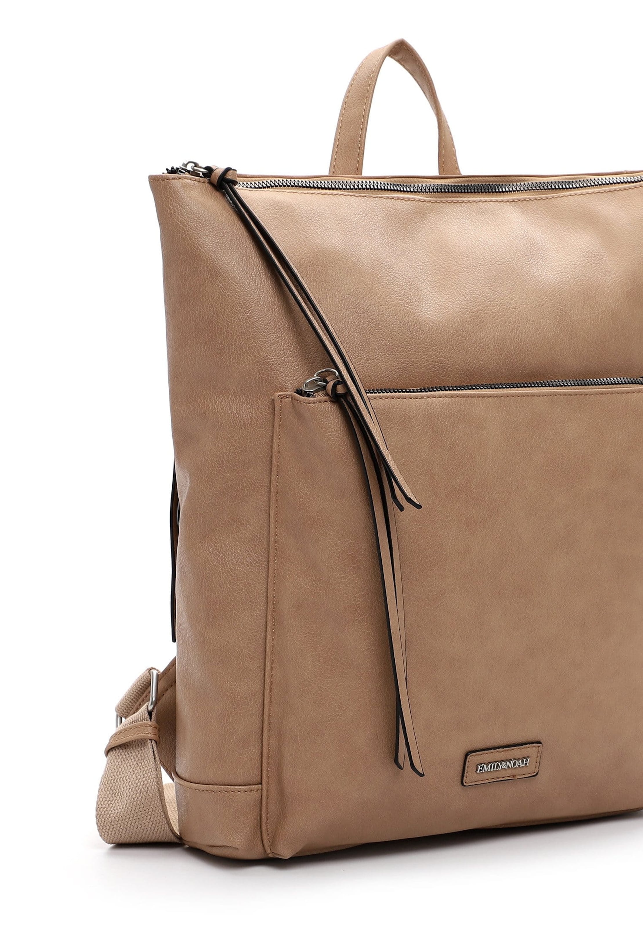 Emily & Noah Rugzak in Beige